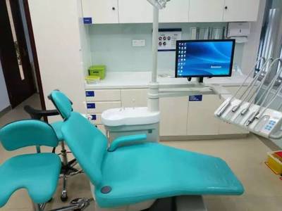 楚雄拜博口腔“圓夢大學捐贈儀式”啟動，用專業診療守護青春笑容